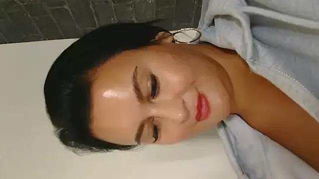 Lilianarose__xx from StripChat is Freechat