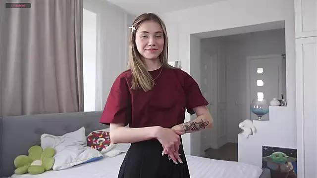 Girls and cam to cam: Watch as these sophisticated entertainers uncover their stunning costumes and curvaceous curves online!