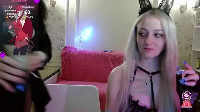 Girls and cam to cam: Watch as these sophisticated entertainers uncover their stunning costumes and curvaceous curves online!