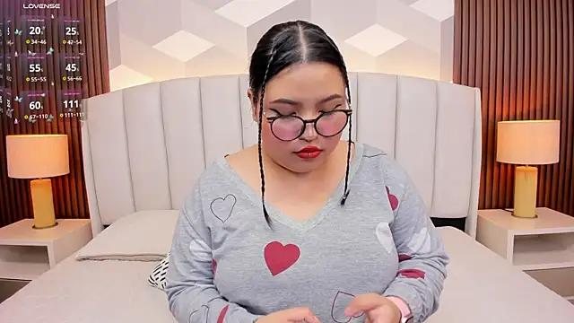 Girls and cam to cam: Watch as these sophisticated entertainers uncover their stunning costumes and curvaceous curves online!