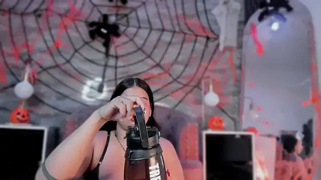 Girls and cam to cam: Watch as these sophisticated entertainers uncover their stunning costumes and curvaceous curves online!