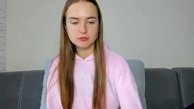 LilMary_ from StripChat is Freechat