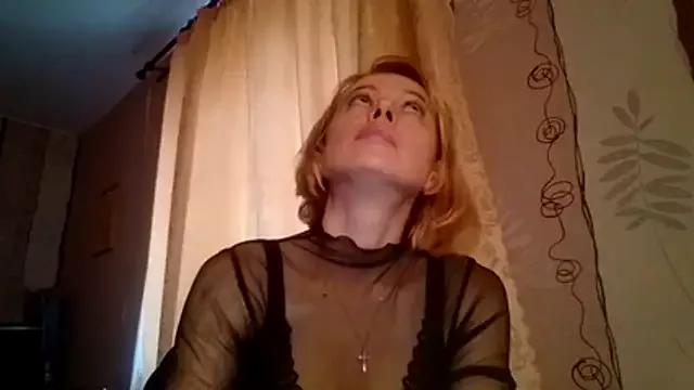 LiluXRose from StripChat is Freechat
