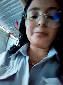 Lily-o from StripChat is Freechat