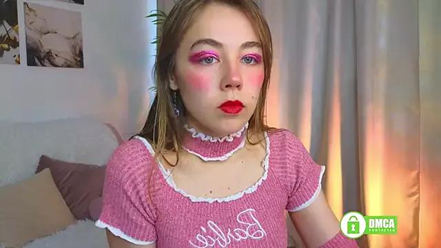 Lily_aurum from StripChat is Freechat