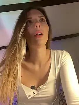 LINA_ALL_EYES_ON_YOU from StripChat is Freechat