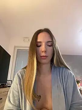 LINA_ALL_EYES_ON_YOU from StripChat is Freechat