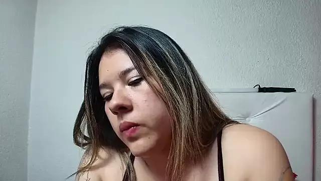 LinaBrowm from StripChat is Freechat