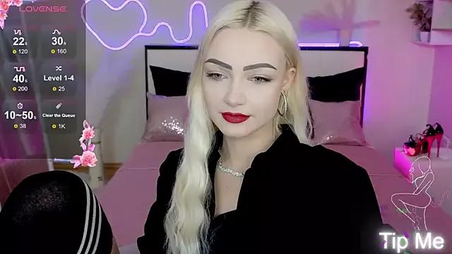 Girls and cam to cam: Watch as these sophisticated entertainers uncover their stunning costumes and curvaceous curves online!