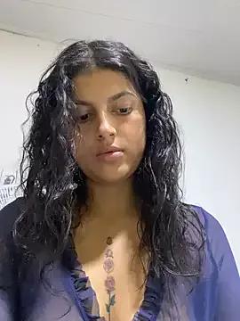 LinaSwitt from StripChat is Freechat