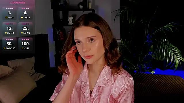 Girls and cam to cam: Watch as these sophisticated entertainers uncover their stunning costumes and curvaceous curves online!