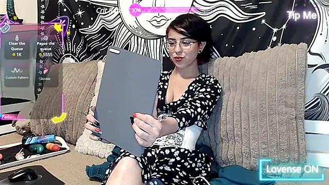 Girls and cam to cam: Watch as these sophisticated entertainers uncover their stunning costumes and curvaceous curves online!