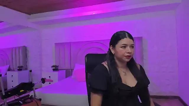 Girls and cam to cam: Watch as these sophisticated entertainers uncover their stunning costumes and curvaceous curves online!