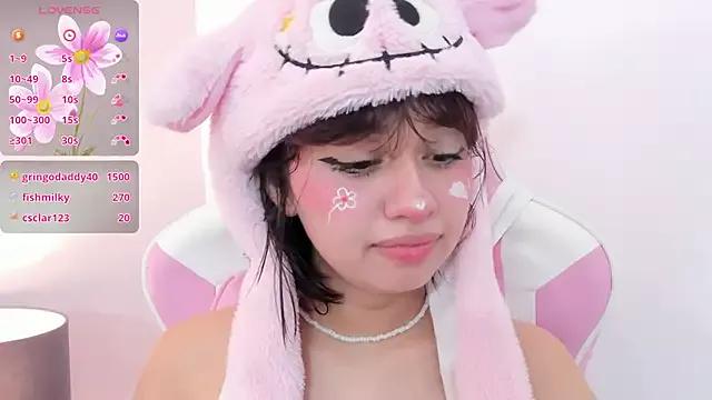 Girls and cam to cam: Watch as these sophisticated entertainers uncover their stunning costumes and curvaceous curves online!