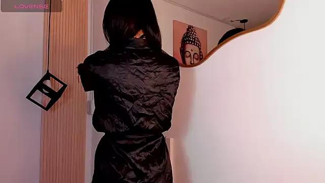 Girls and cam to cam: Watch as these sophisticated entertainers uncover their stunning costumes and curvaceous curves online!