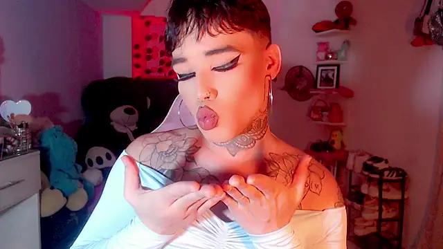 Girls and cam to cam: Watch as these sophisticated entertainers uncover their stunning costumes and curvaceous curves online!
