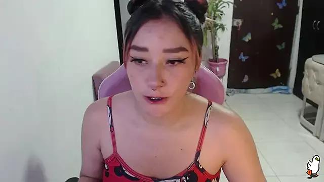 littleangel1_m from StripChat is Freechat