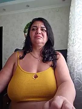 littleRikka from StripChat is Freechat