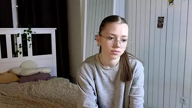 LizbethGirling from StripChat is Freechat