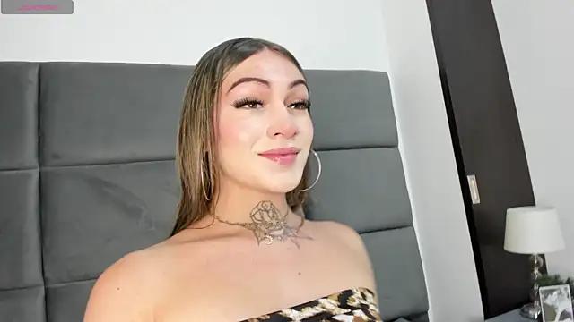 Girls and cam to cam: Watch as these sophisticated entertainers uncover their stunning costumes and curvaceous curves online!