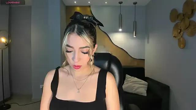 Girls and cam to cam: Watch as these sophisticated entertainers uncover their stunning costumes and curvaceous curves online!