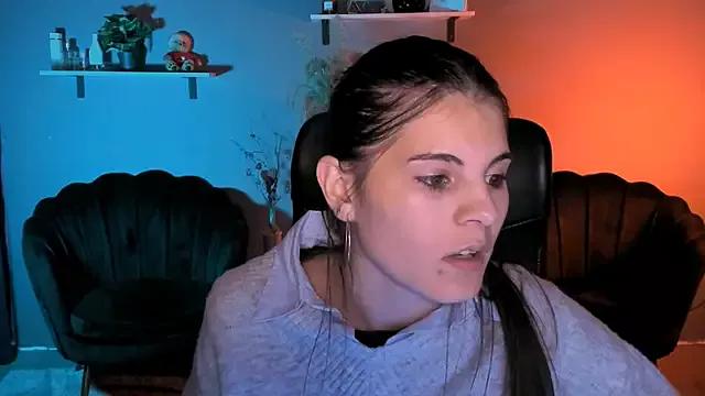 lizzie_boom from StripChat is Freechat