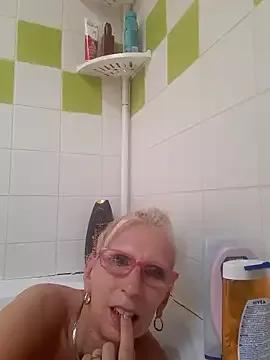Photos of Loesje from StripChat is Freechat