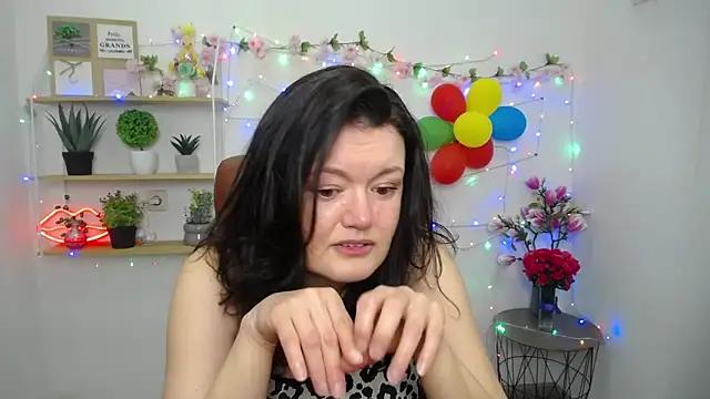 Girls and cam to cam: Watch as these sophisticated entertainers uncover their stunning costumes and curvaceous curves online!