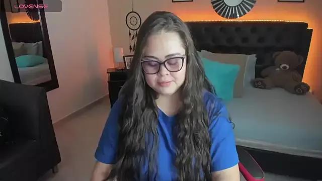 Girls and cam to cam: Watch as these sophisticated entertainers uncover their stunning costumes and curvaceous curves online!