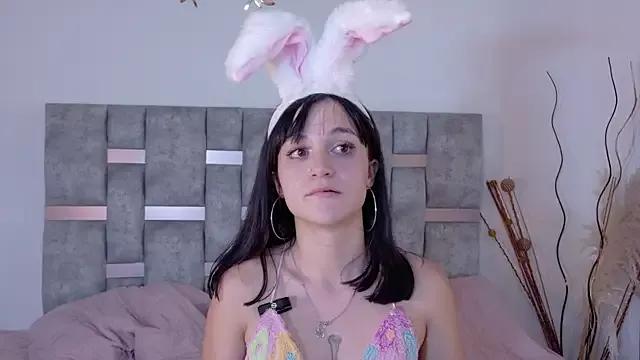 LolaYun from StripChat is Freechat