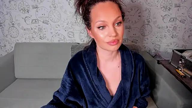 Girls and cam to cam: Watch as these sophisticated entertainers uncover their stunning costumes and curvaceous curves online!