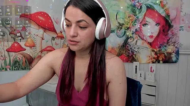 Girls and cam to cam: Watch as these sophisticated entertainers uncover their stunning costumes and curvaceous curves online!