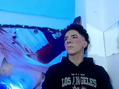 Girls and cam to cam: Watch as these sophisticated entertainers uncover their stunning costumes and curvaceous curves online!