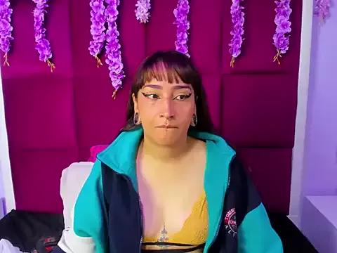Lucia_Jhons_ from StripChat is Freechat