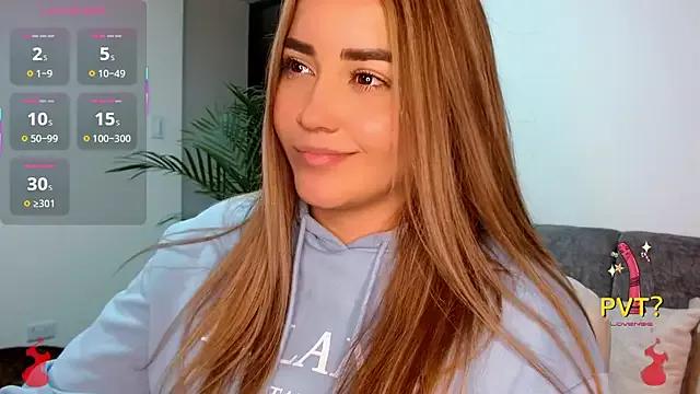 Lucia_star__ from StripChat is Freechat