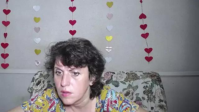 LuciaMii from StripChat is Freechat
