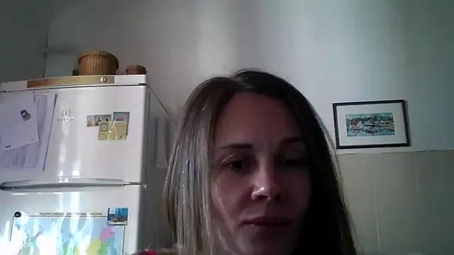 LucieMack from StripChat is Freechat