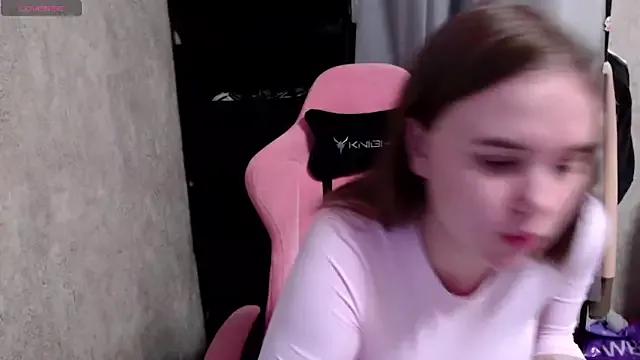 Lucille_Lighter from StripChat is Freechat