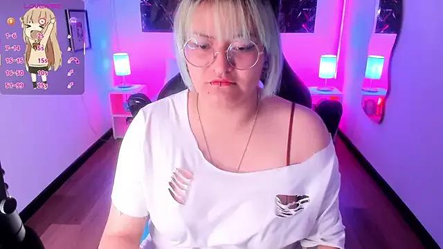 Girls and cam to cam: Watch as these sophisticated entertainers uncover their stunning costumes and curvaceous curves online!