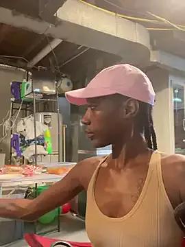 Luckychocolate98 from StripChat is Freechat