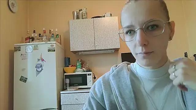 Lucy_Divine from StripChat is Freechat