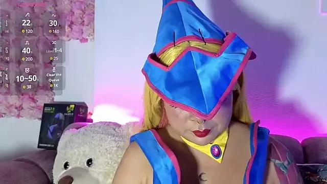 Girls and cam to cam: Watch as these sophisticated entertainers uncover their stunning costumes and curvaceous curves online!