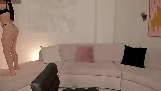 Girls and cam to cam: Watch as these sophisticated entertainers uncover their stunning costumes and curvaceous curves online!