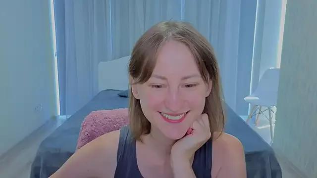 LuluChiiii from StripChat is Freechat