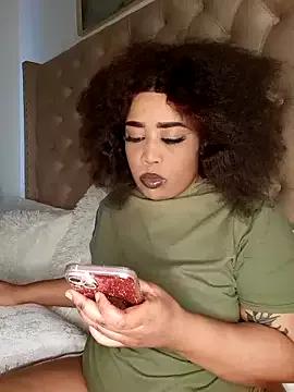Lulusexy__ from StripChat is Freechat