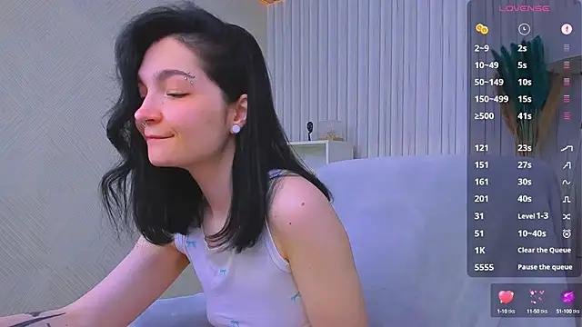 Luna-Moon from StripChat is Freechat