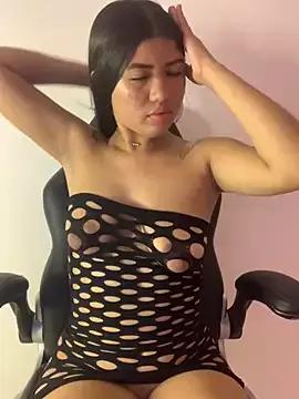 Luna_20x from StripChat is Freechat
