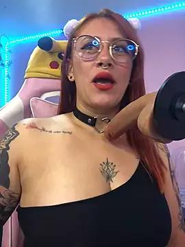 Girls and cam to cam: Watch as these sophisticated entertainers uncover their stunning costumes and curvaceous curves online!