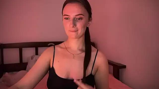 Luna_Raee from StripChat is Freechat