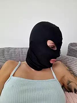 Luna_Veil from StripChat is Freechat